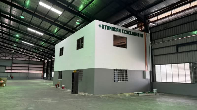 Detached Factory for Rent in Kawasan Perindustrian Pasir Gudang (Pasir Gudang) - Ting Ting - Exterior - PropertyGuru.com.my