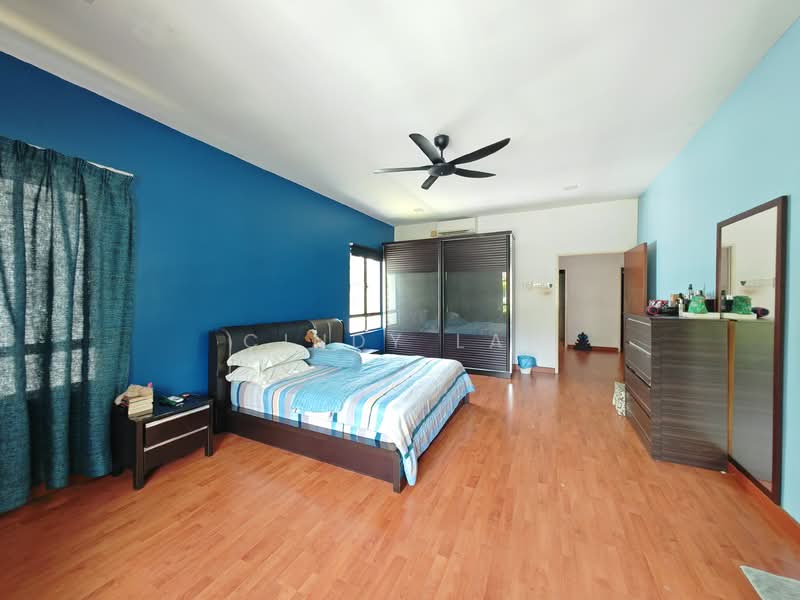 Rumah Berkembar untuk Dijual di Batu 9 (Cheras) - Cindy Lai - Bedroom - PropertyGuru.com.my