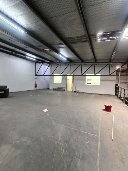 Kilang Berkembar untuk Disewa di Ulu Tiram (Johor) - C.T Chong - Interior - PropertyGuru.com.my