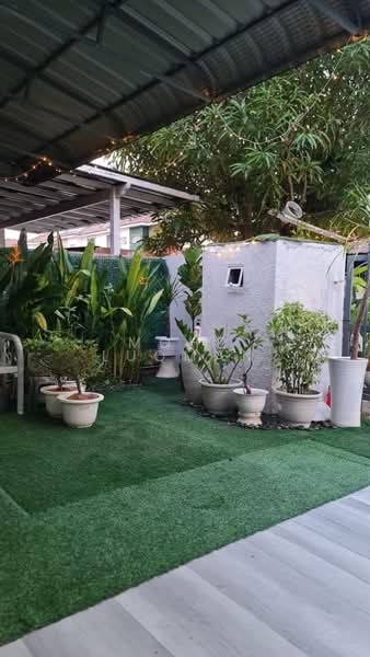2-storey Terraced House for Sale in Bandar Saujana Putra (Tanjong Duabelas) - Mohd Luqman - Garden - PropertyGuru.com.my