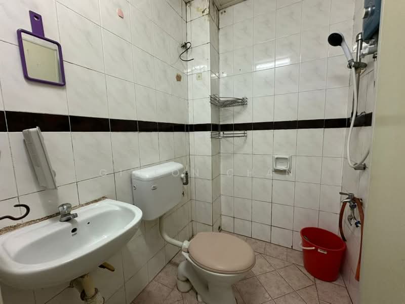 2-storey Terraced House for Rent in Johor Bahru (Johor) - Gideon Chan - Bathroom - PropertyGuru.com.my