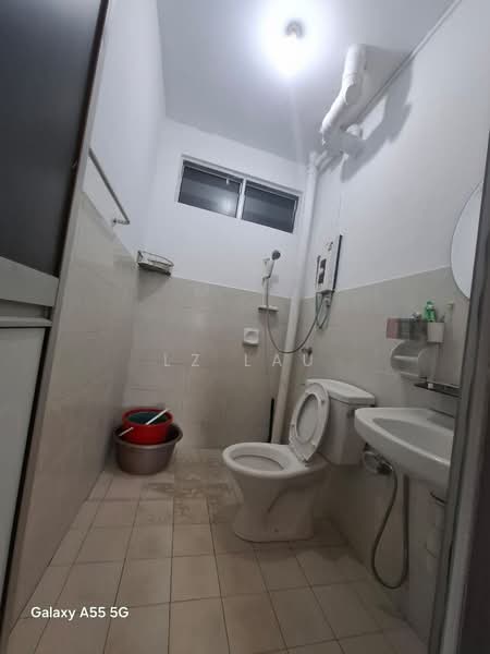 Apartment for Rent at Lake View Suites - LZ Lau - Bathroom - PropertyGuru.com.my