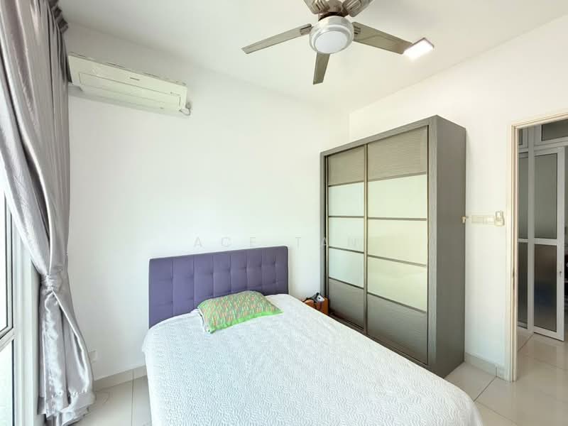 Servis Apartment untuk Dijual di Skysuites @ Meldrum Hills - Ace Tan - Bedroom - PropertyGuru.com.my