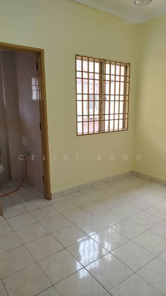 Rumah Teres 2-Tingkat untuk Dijual di Taman Bukit Subang (Shah Alam) - Celine Kong - Interior - PropertyGuru.com.my
