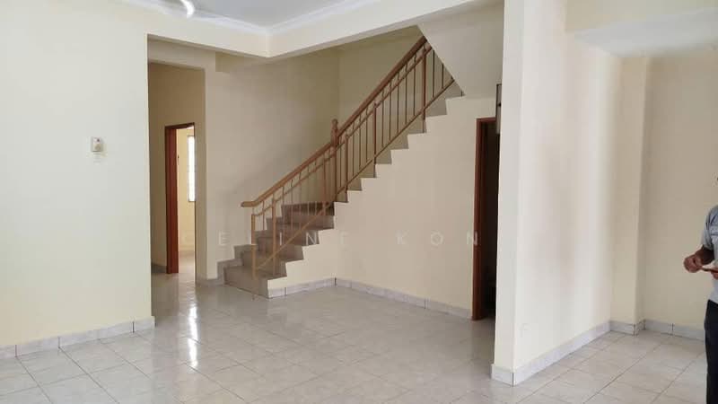 Rumah Teres 2-Tingkat untuk Dijual di Taman Bukit Subang (Shah Alam) - Celine Kong - Interior - PropertyGuru.com.my