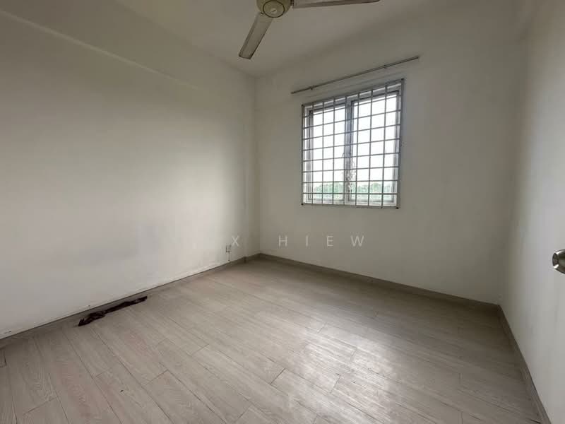 Pangsapuri untuk Dijual di Pangsapuri Persiaran Tanjung - Lex Hiew - Interior - PropertyGuru.com.my