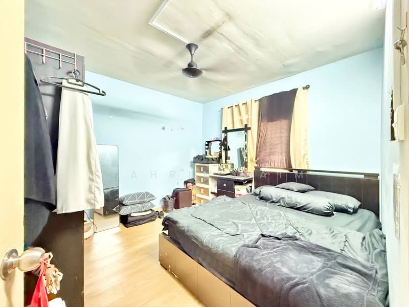 Apartment for Sale at Flora Damansara Apartment - Syahrim Naim - Bedroom - PropertyGuru.com.my