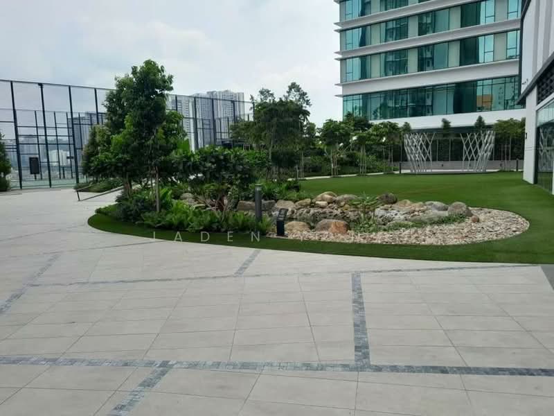 Servis Apartment untuk Disewa di Bloomsvale Menara Vista Petaling - Jaden Yong - Garden - PropertyGuru.com.my