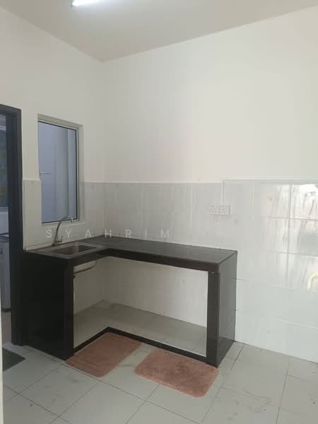 Kondominium untuk Disewa di Residensi Puchongmas - Syahrim Naim - Kitchen - PropertyGuru.com.my
