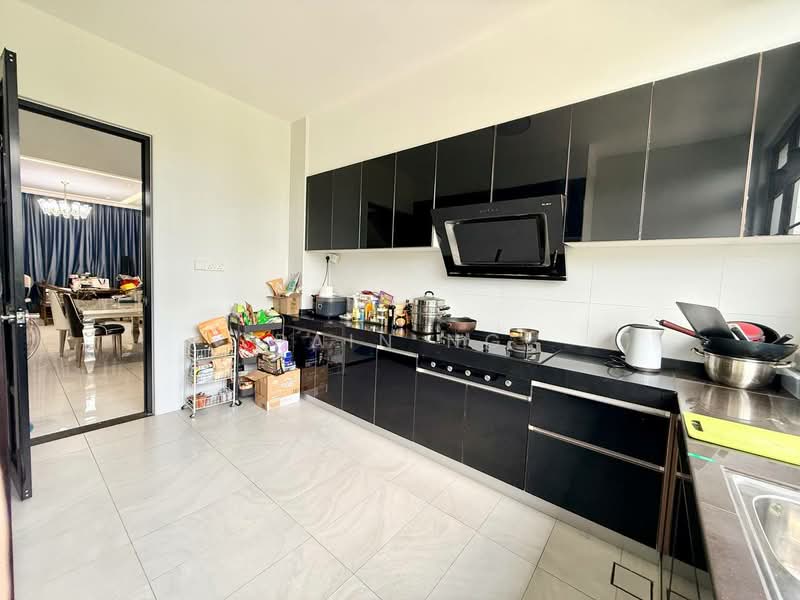 2.5-storey Terraced House for Rent in Iskandar Puteri (Nusajaya) (Johor) - Rain Ng - Kitchen - PropertyGuru.com.my