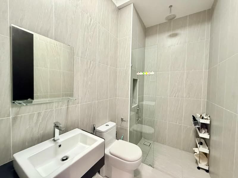 2.5-storey Terraced House for Rent in Iskandar Puteri (Nusajaya) (Johor) - Rain Ng - Bathroom - PropertyGuru.com.my
