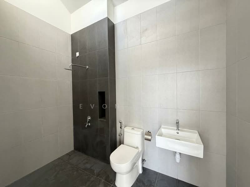 Rumah Teres 2 Tingkat untuk Dijual di Taman Mount Austin (Tebrau) - Evon Yap - PropertyGuru.com.my