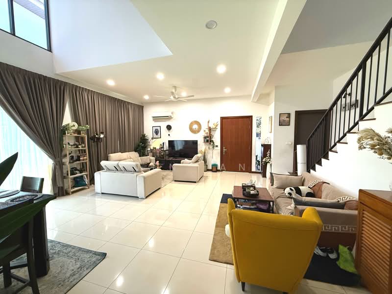 Rumah Berkembar untuk Dijual di Eco Sanctuary (Telok Panglima Garang) - Jen Tan - Living Room - PropertyGuru.com.my