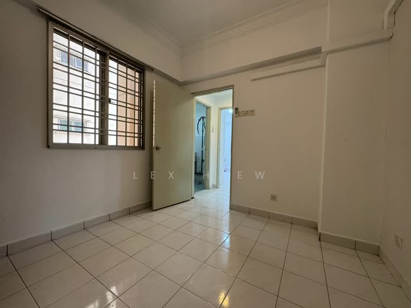 Pangsapuri untuk Dijual di Pangsapuri Persiaran Tanjung - Lex Hiew - Interior - PropertyGuru.com.my