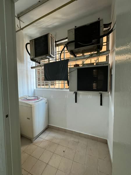 Pangsapuri untuk Dijual di Pangsapuri Persiaran Tanjung - Lex Hiew - PropertyGuru.com.my