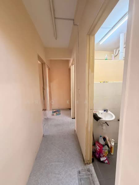 Apartment for Sale at Idaman Seroja - Fariq Khairil - Corridor - PropertyGuru.com.my