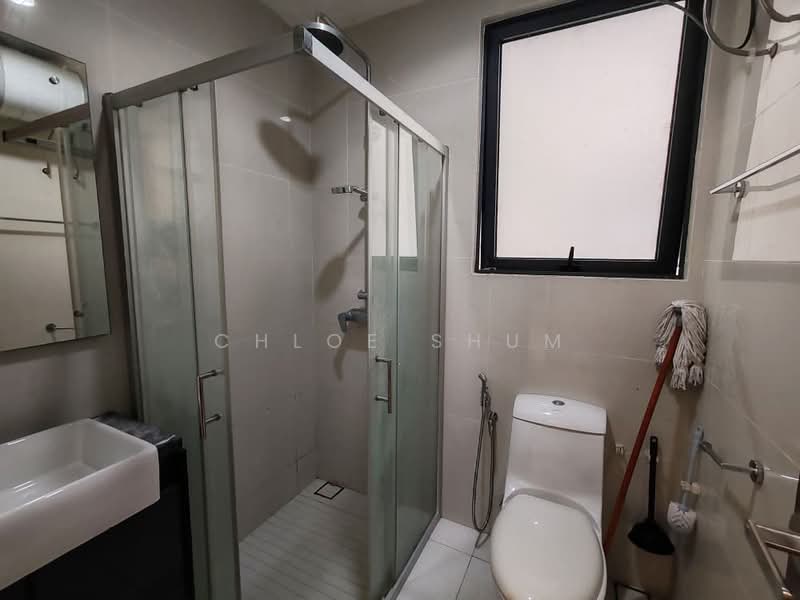 Condominium for Rent at Amberside @ Country Garden Danga Bay - Chloe Shum - Bathroom - PropertyGuru.com.my