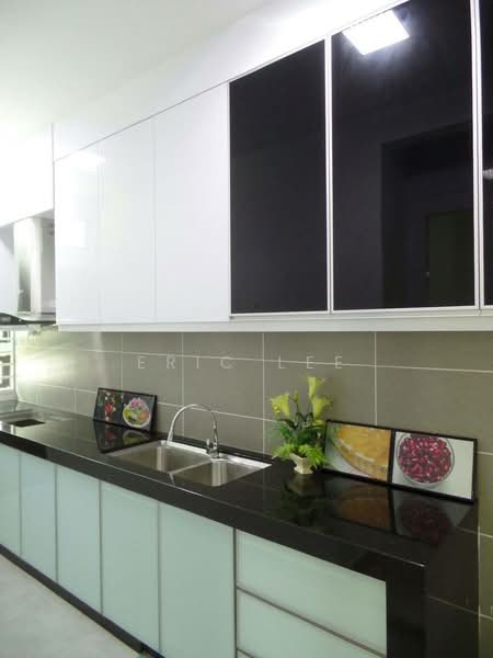 Rumah Kluster untuk Dijual di Taman Ungku Tun Aminah (Skudai) - Eric Lee - Kitchen - PropertyGuru.com.my