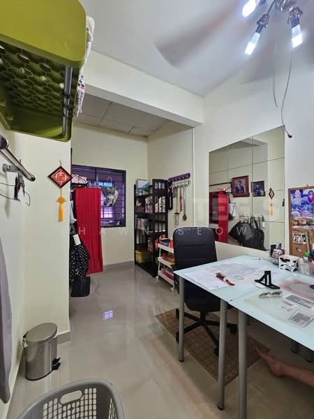 Terraced House for Sale in Kota Kemuning (Shah Alam) - Shawn Seow - Study - PropertyGuru.com.my