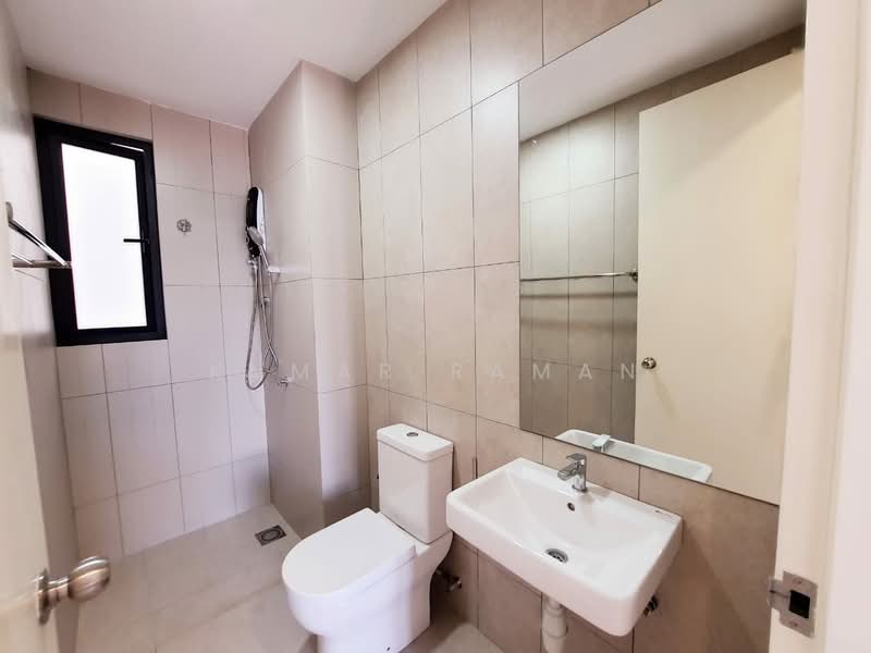 Servis Apartment untuk Disewa di Kenwingston Skylofts - Ray Lee - Bathroom - PropertyGuru.com.my