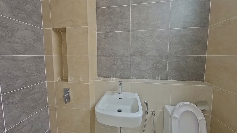 Servis Apartment untuk Dijual di Setia City Residences - Adelyn Wong - PropertyGuru.com.my