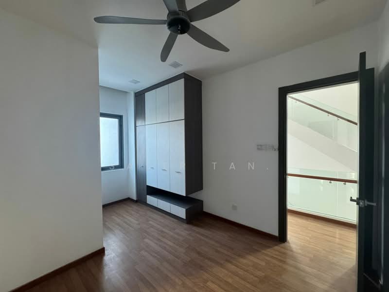 Semi-Detached House for Sale in Taman Molek (Johor Bahru) - SASER TAN. - Bedroom - PropertyGuru.com.my