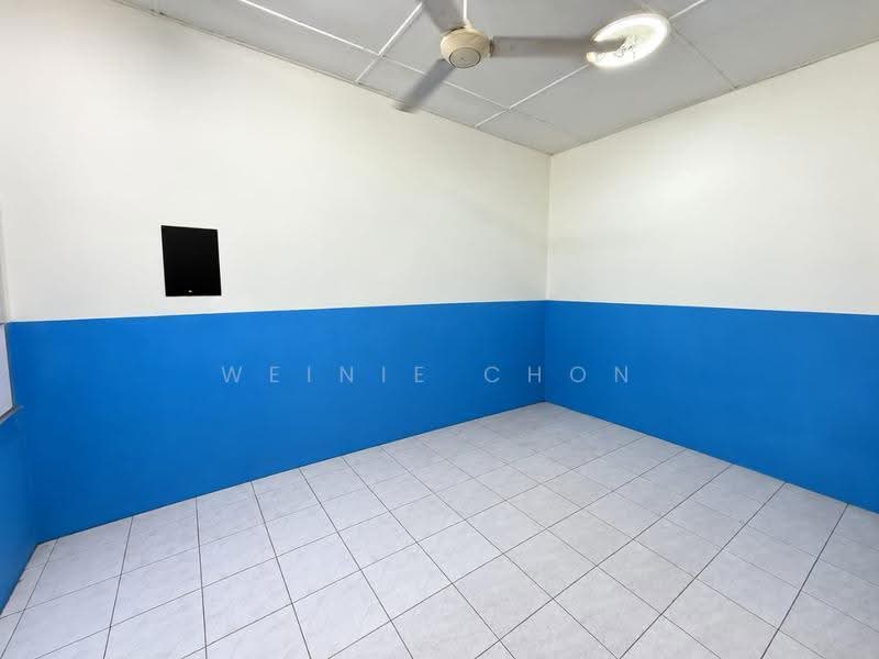 Rumah Teres 1-Tingkat untuk Dijual di Bandar Putra Kulai (Kulai) - Weinie Chon - Interior - PropertyGuru.com.my