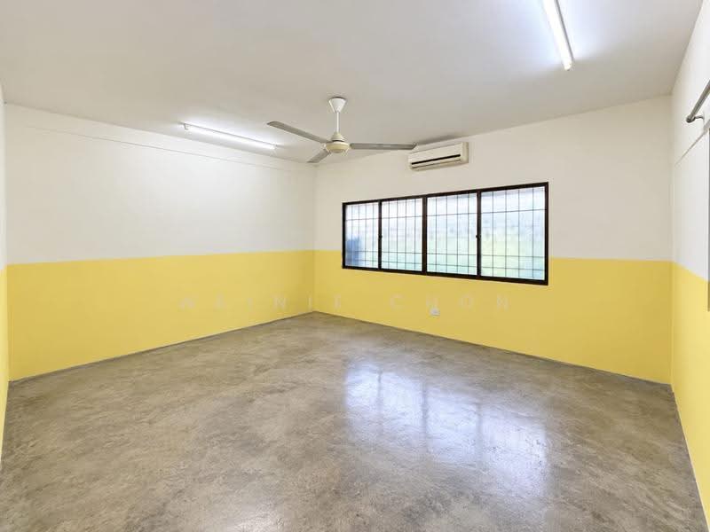 Rumah Teres 1-Tingkat untuk Dijual di Bandar Putra Kulai (Kulai) - Weinie Chon - Interior - PropertyGuru.com.my