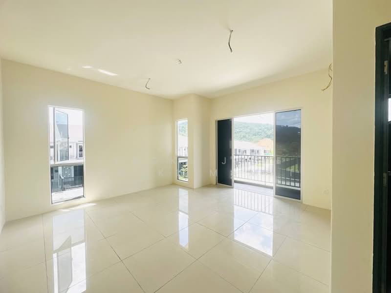 2-storey Terraced House for Sale in Taman Vista Mutiara (Bandar Sungai Long) - Tengku June Tengku Mamat - PropertyGuru.com.my