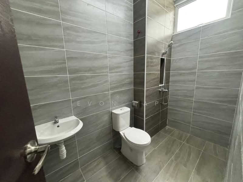 Cluster House for Sale in Skudai (Johor) - Evon Yap - Bathroom - PropertyGuru.com.my