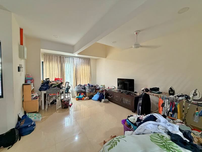 Rumah Teres 2 Tingkat untuk Dijual di Bandar Baru Sri Petaling (Sri Petaling) - ChaoLim . - Living Room - PropertyGuru.com.my