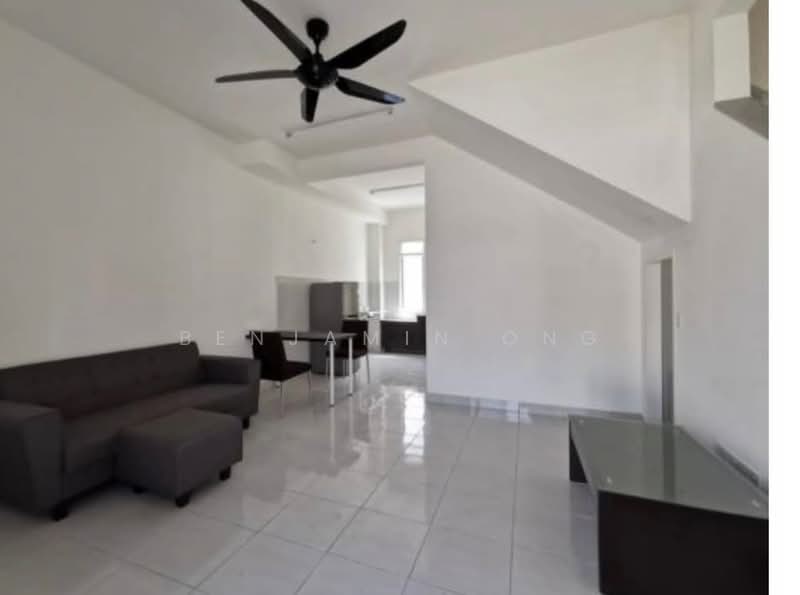 Rumah Teres 2 Tingkat untuk Dijual di Taman Seri Setia (Johor Bahru) - Benjamin Ong - Living Room - PropertyGuru.com.my