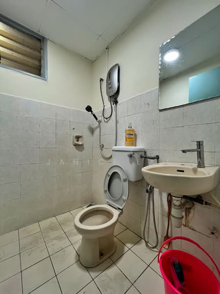 Condominium for Sale at Garden Park - Janice Lau - Bathroom - PropertyGuru.com.my