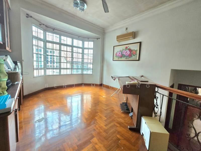 Rumah Berkembar untuk Dijual di Taman Redang (Johor Bahru) - Benjamin Ong - PropertyGuru.com.my
