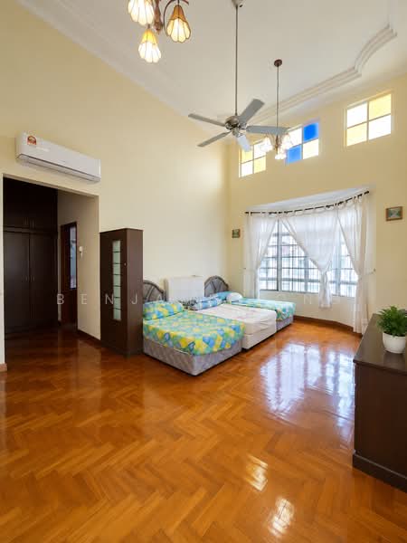 Rumah Berkembar untuk Dijual di Taman Redang (Johor Bahru) - Benjamin Ong - Bedroom - PropertyGuru.com.my
