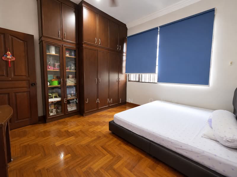Rumah Berkembar untuk Dijual di Taman Redang (Johor Bahru) - Benjamin Ong - Bedroom - PropertyGuru.com.my