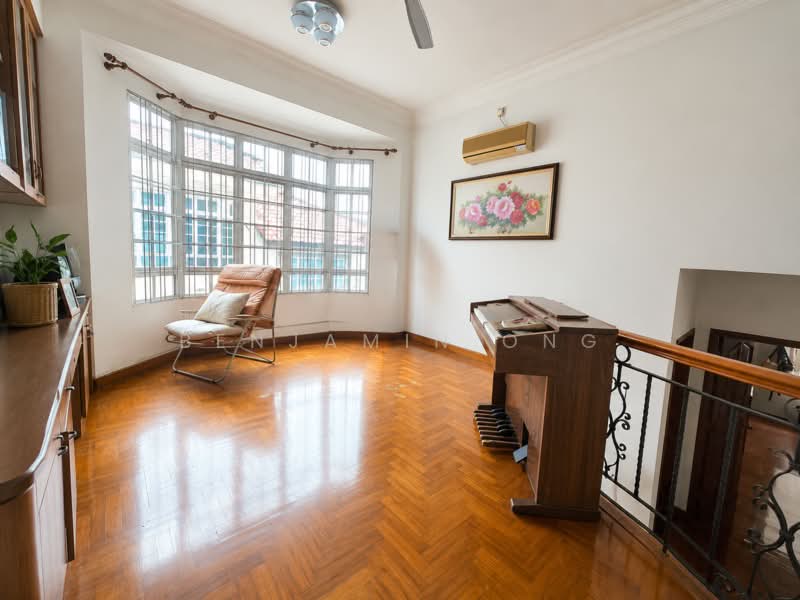 Rumah Berkembar untuk Dijual di Taman Redang (Johor Bahru) - Benjamin Ong - Living Room - PropertyGuru.com.my
