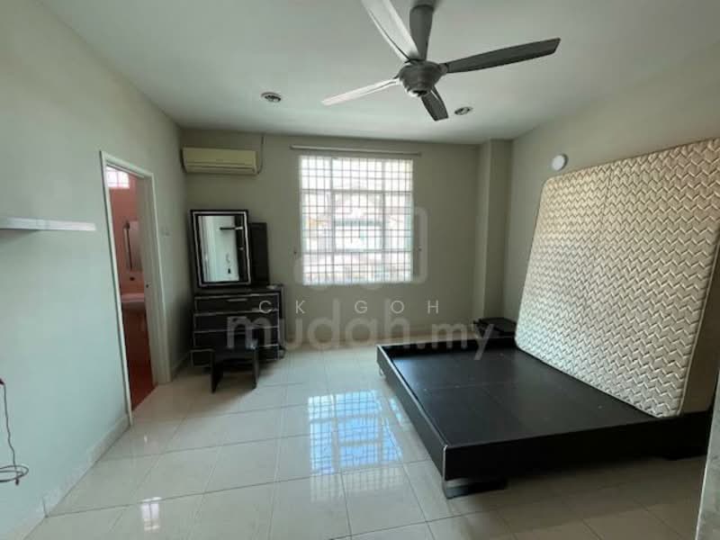 3-storey Terraced House for Sale in Bayan Baru (Penang) - CK Goh - Bedroom - PropertyGuru.com.my