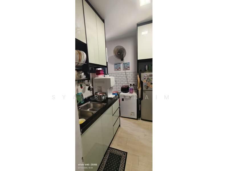 Apartment for Sale at Residensi Laguna Biru 2 - Syahrim Naim - Kitchen - PropertyGuru.com.my