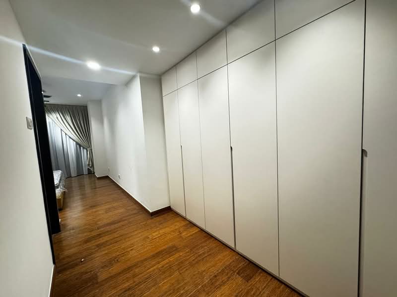 Apartment for Rent at Molek Pine 4 - Yoland . - Bedroom - PropertyGuru.com.my