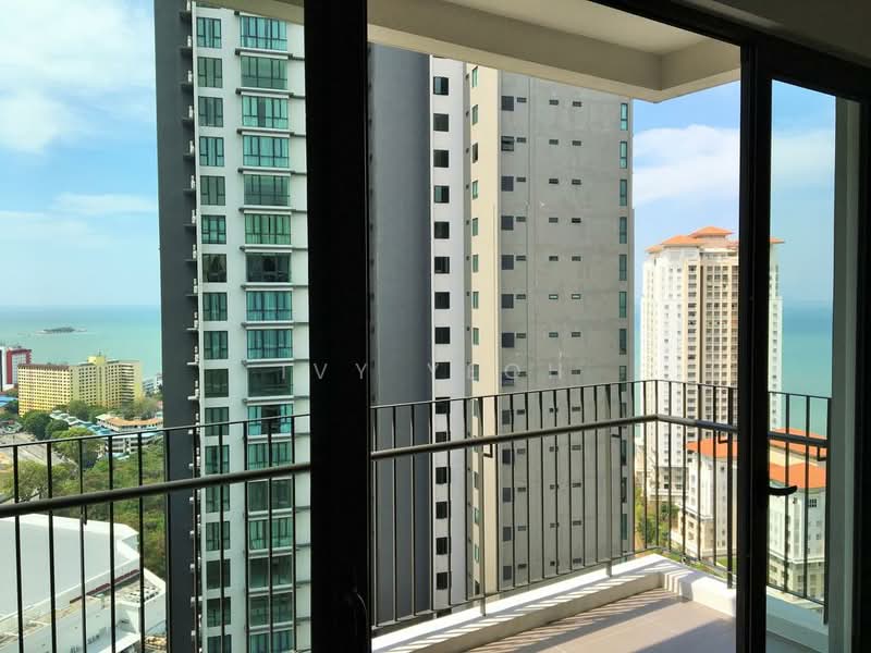 Servis Apartment untuk Disewa di The Tamarind - Ivy Yeoh - Balcony - PropertyGuru.com.my