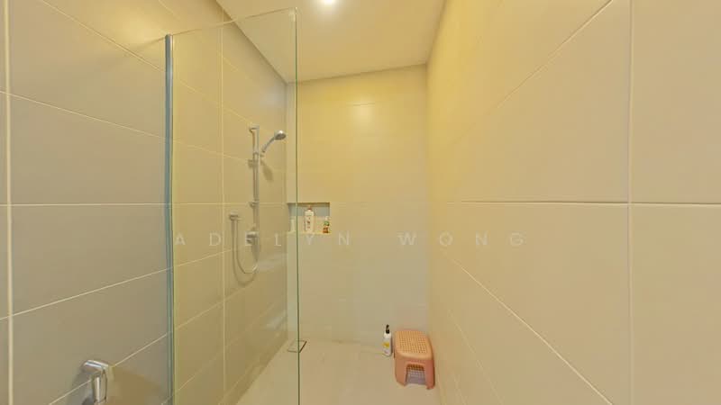 Rumah Teres 3 Tingkat untuk Dijual di Duta Villa (Setia Alam) - Adelyn Wong - PropertyGuru.com.my