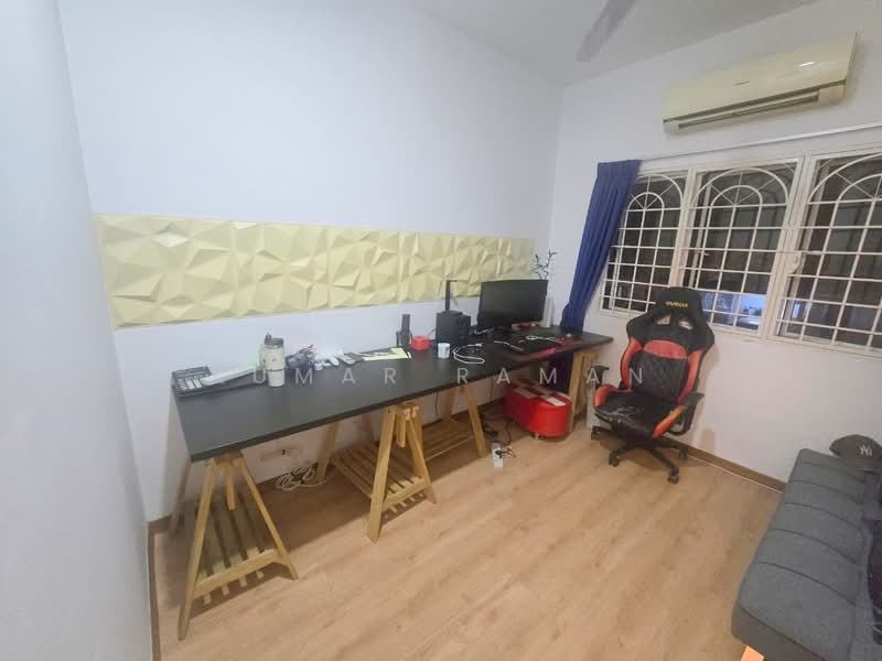 Rumah Teres 2 Tingkat untuk Disewa di Usj 3 (Subang Jaya) - Kumar Raman - Study - PropertyGuru.com.my