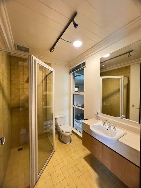 Bungalow House untuk Disewa di Bangsar Hill (Bangsar) - Hugo Gooi - Bathroom - PropertyGuru.com.my