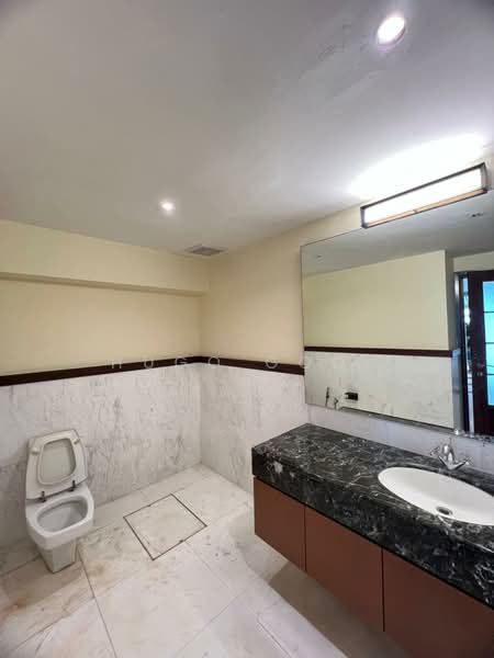 Bungalow House untuk Disewa di Bangsar Hill (Bangsar) - Hugo Gooi - Bathroom - PropertyGuru.com.my