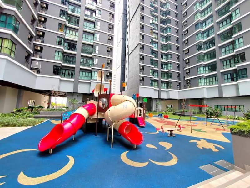 Service Residence for Sale at Majestic Maxim - Kelvin Low - Exterior - PropertyGuru.com.my