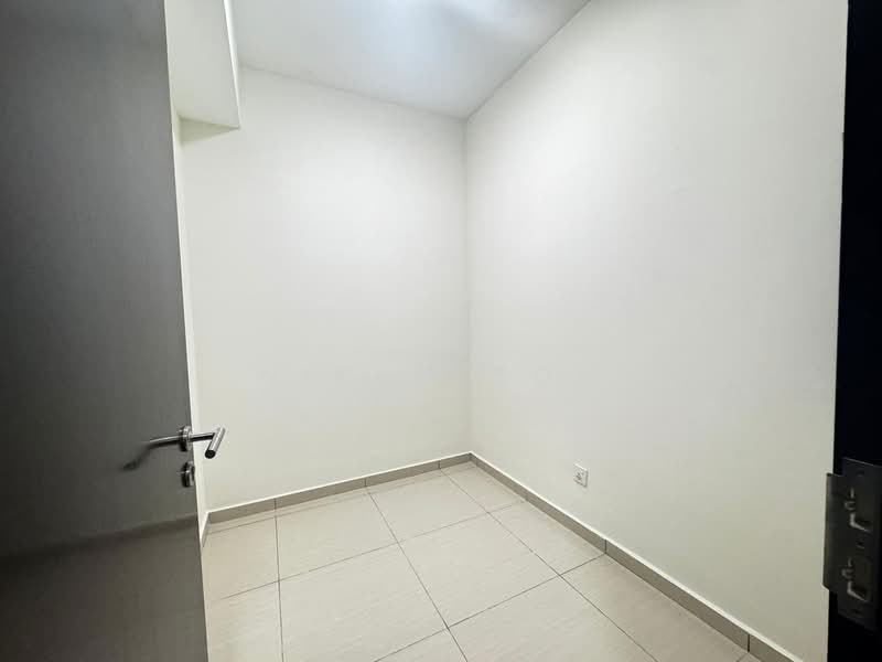 Apartment for Rent at Molek Pine 4 - Nikko Soh - Interior - PropertyGuru.com.my