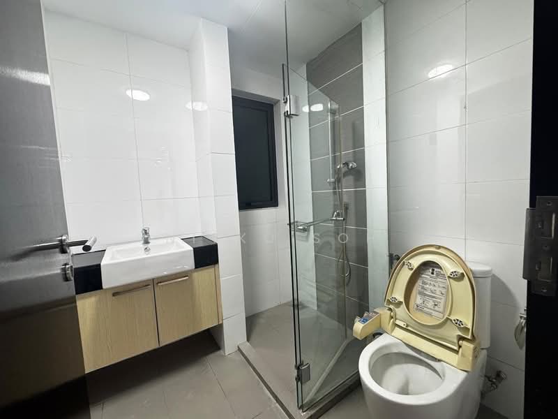 Apartment for Rent at Molek Pine 4 - Nikko Soh - Bathroom - PropertyGuru.com.my