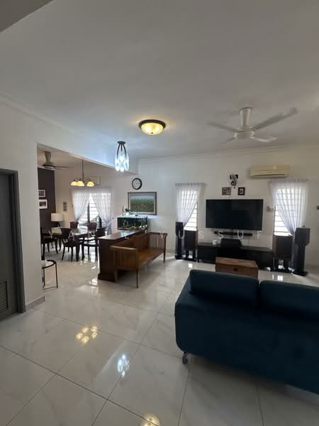 2-storey Terraced House for Sale in Bandar Kinrara (Selangor) - Yanie Yussuf - Living Room - PropertyGuru.com.my