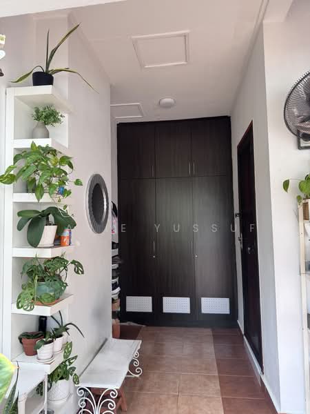2-storey Terraced House for Sale in Bandar Kinrara (Selangor) - Yanie Yussuf - Entrance - PropertyGuru.com.my